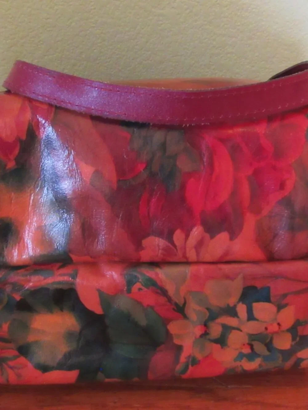 Patricia Nash Large Leather Benvenuto Tote Multi Color Floral Valerie Clutch Set